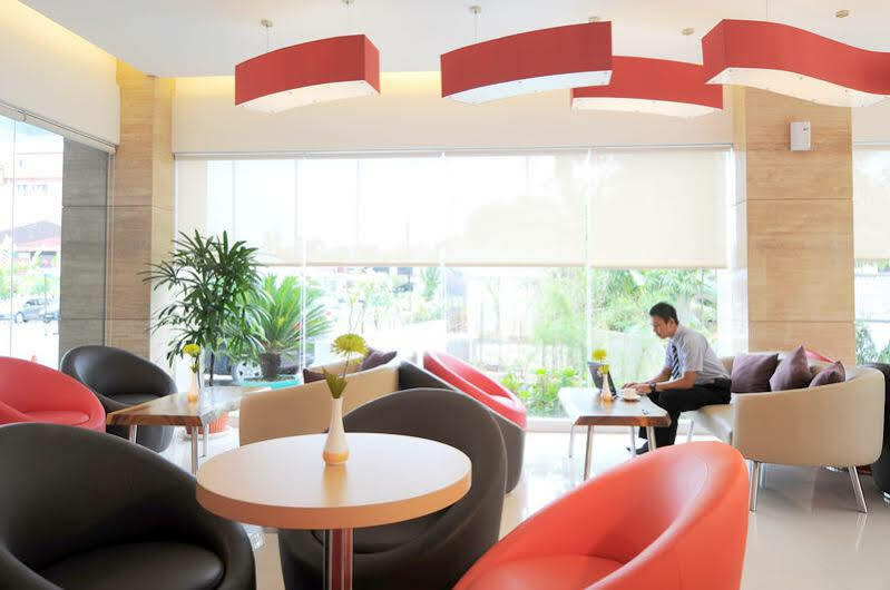 מלון Ibis Balikpapan מראה חיצוני תמונה